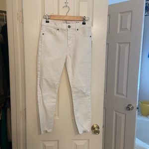 Loft, crop skinny pant, 2P,white, NWT.